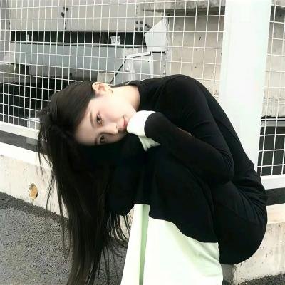 我现在只想一个人静静
